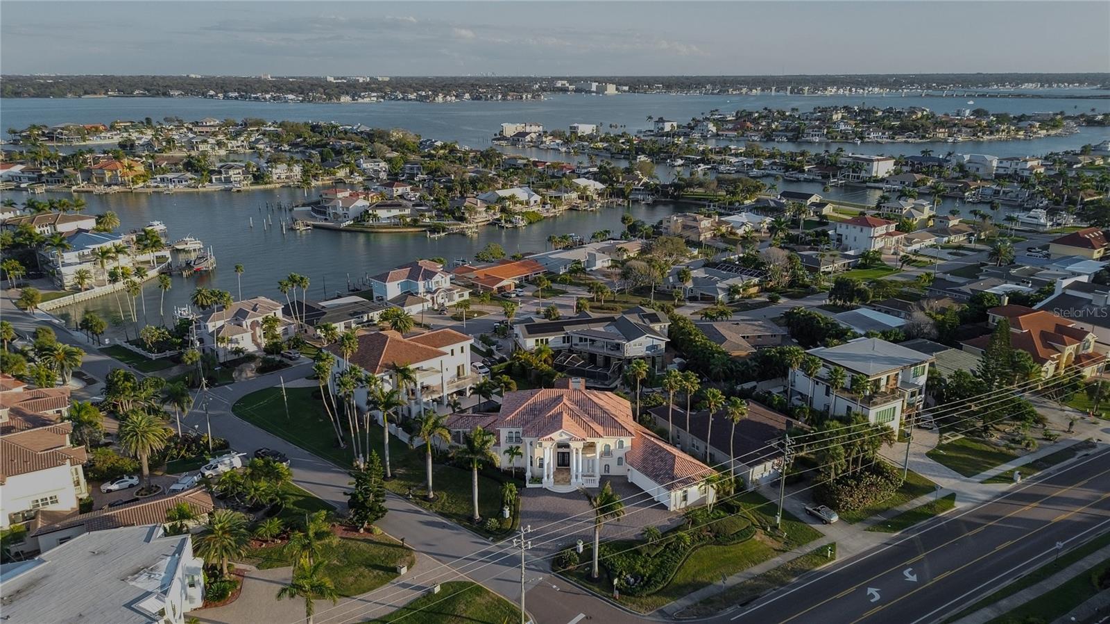 BELLEAIR BEACH YACHT CLUB ESTATES - Residential