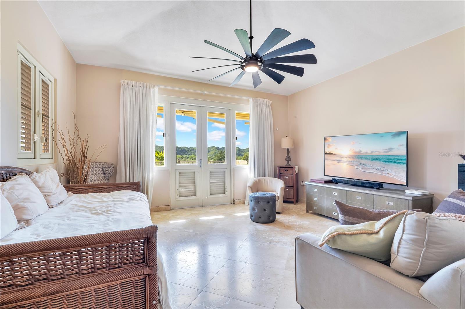 DORADO BEACH EAST - Residential