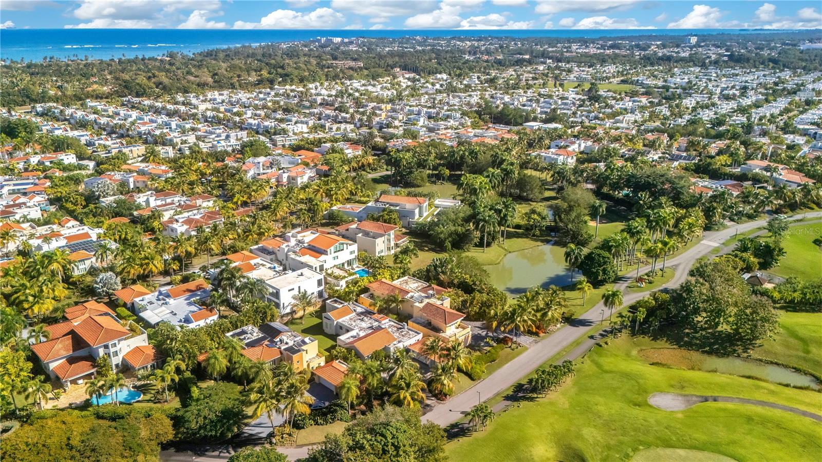 DORADO BEACH EAST - Residential
