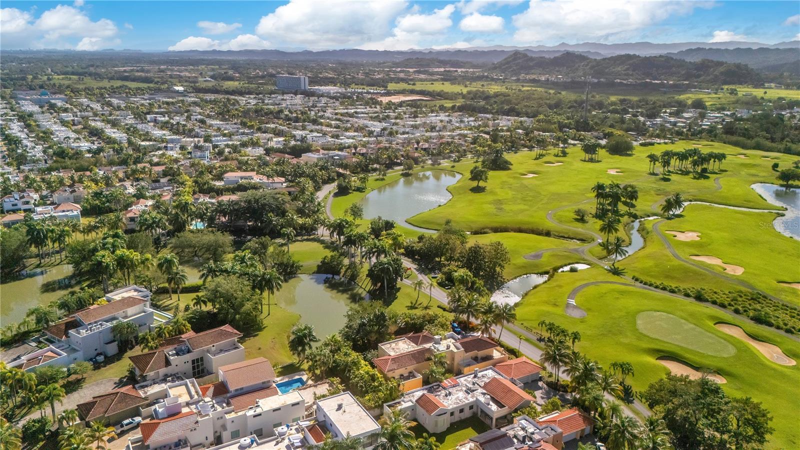 DORADO BEACH EAST - Residential
