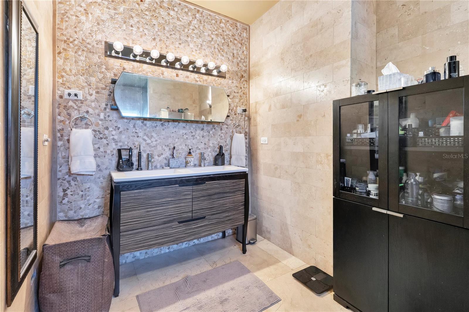 DORADO BEACH EAST - Residential