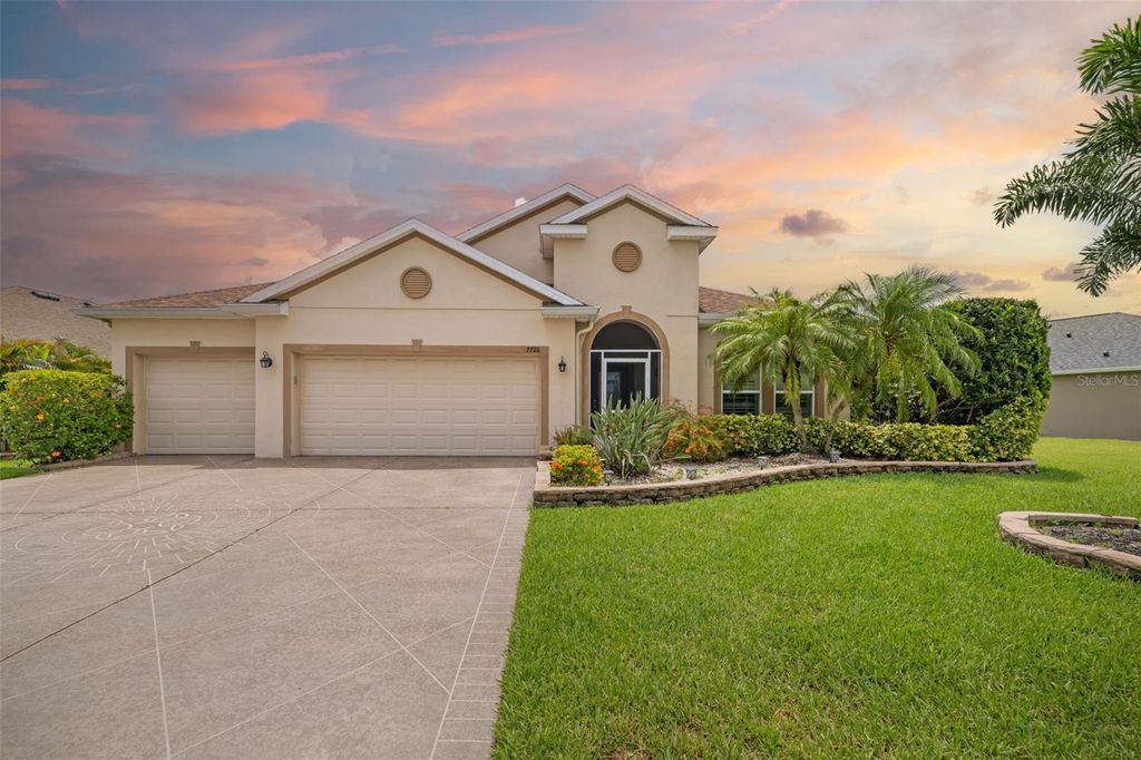 Photo of 7726 111th Terrace E, Parrish, FL 34219 (MLS # A4696366)