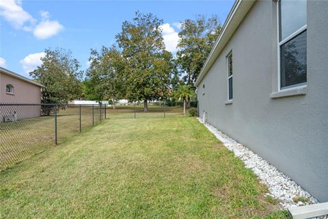 A home in LAKELAND