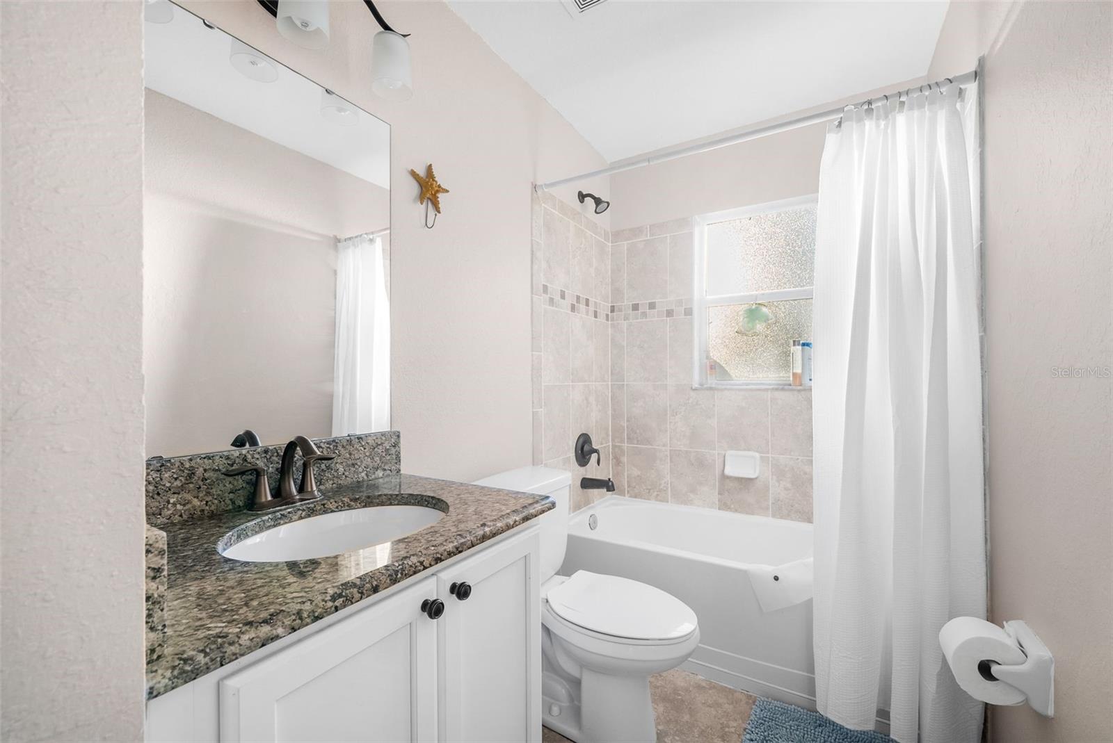 KINGSLAND COUNTRY ESTATE - Residential