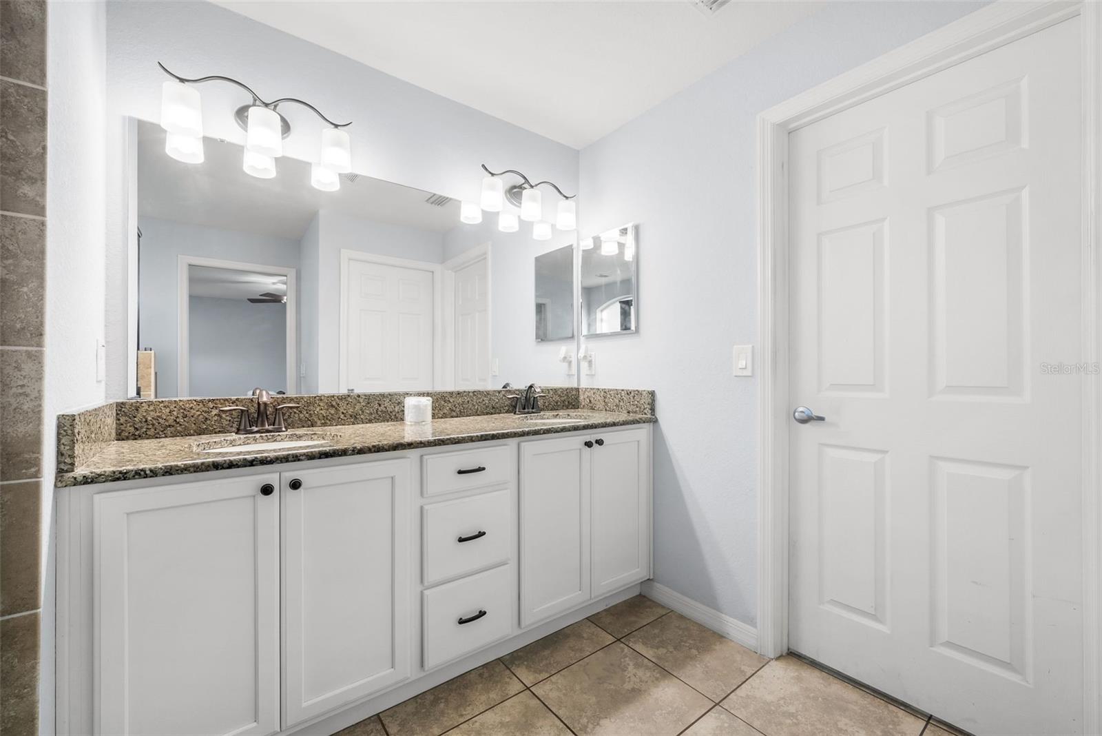 KINGSLAND COUNTRY ESTATE - Residential