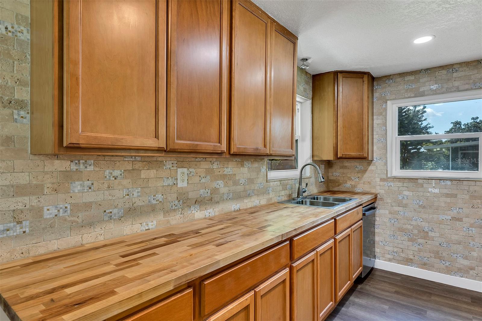 ELLISON ACRES 03 - Residential