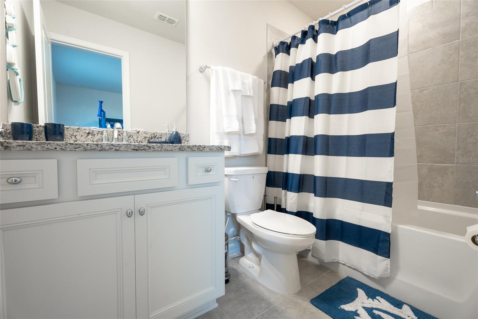 WINDSOR ISLAND RESIDENCE PH 2B - Residential