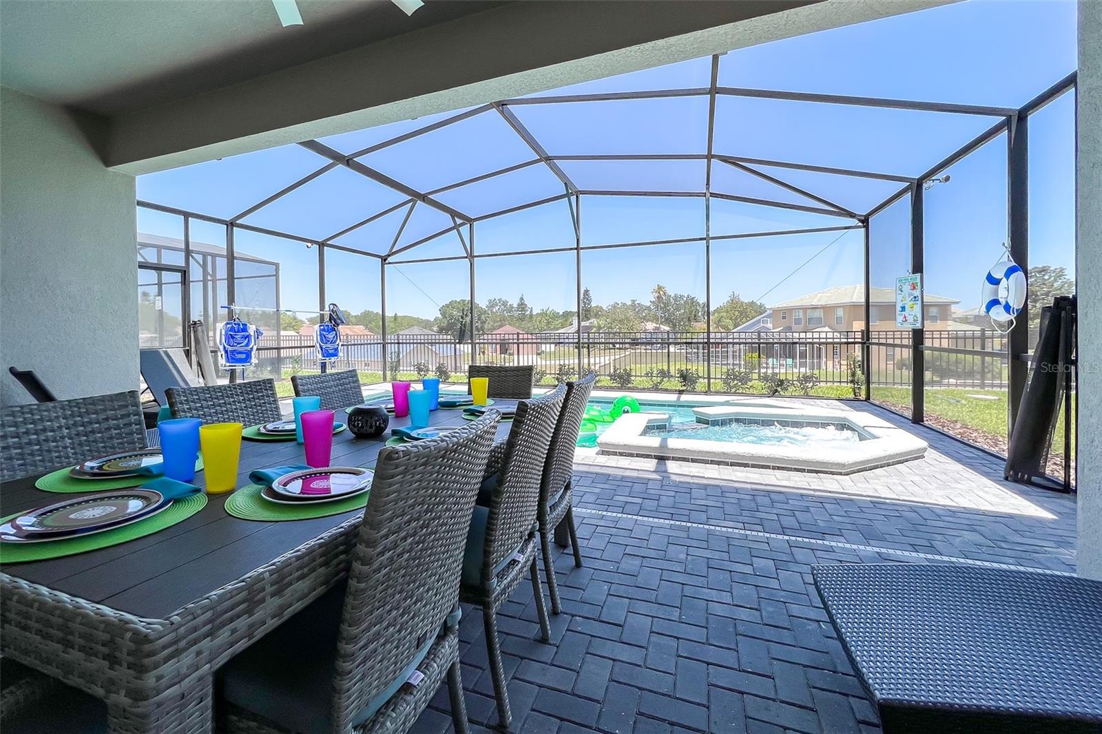 WINDSOR ISLAND RESIDENCE PH 2B - Residential