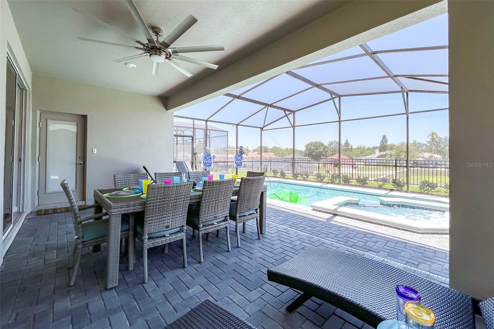 WINDSOR ISLAND RESIDENCE PH 2B - Residential