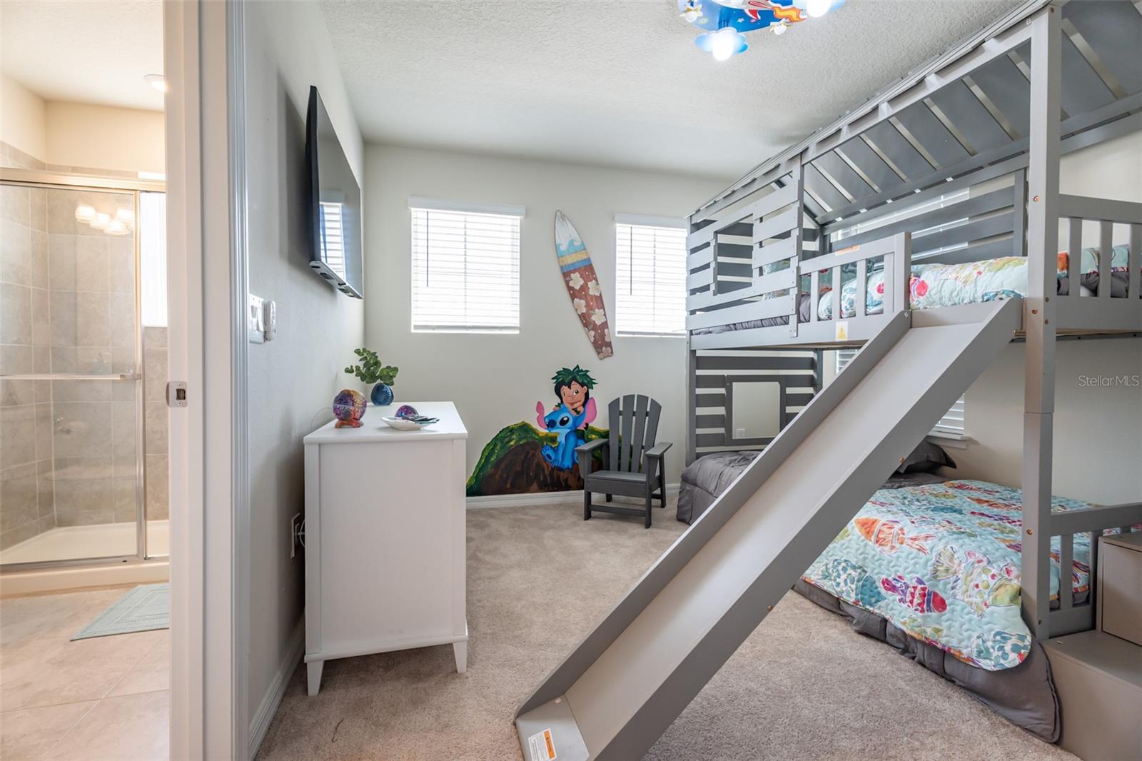 WINDSOR ISLAND RESIDENCE PH 2B - Residential