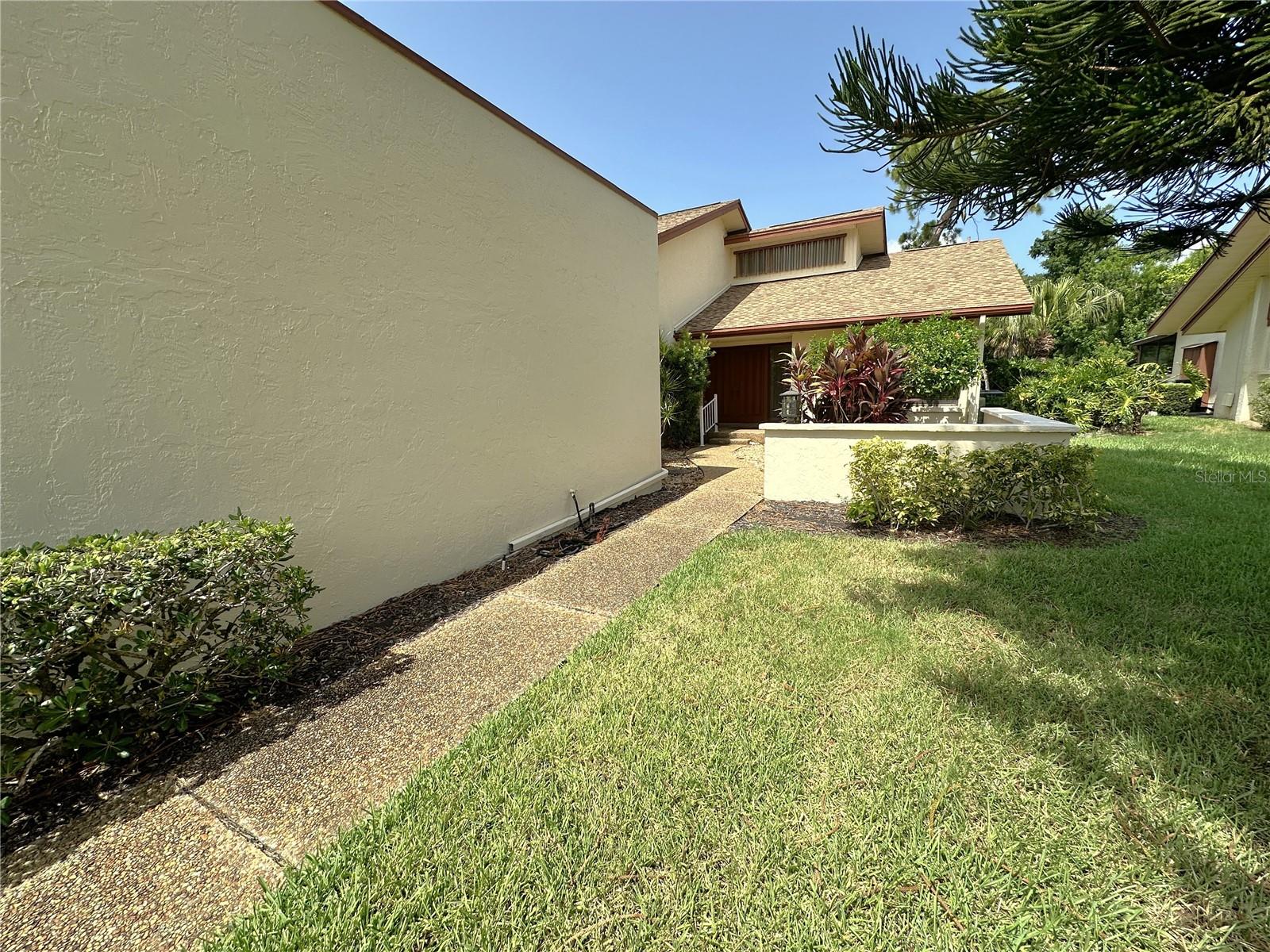 6206 COURTSIDE DRIVE