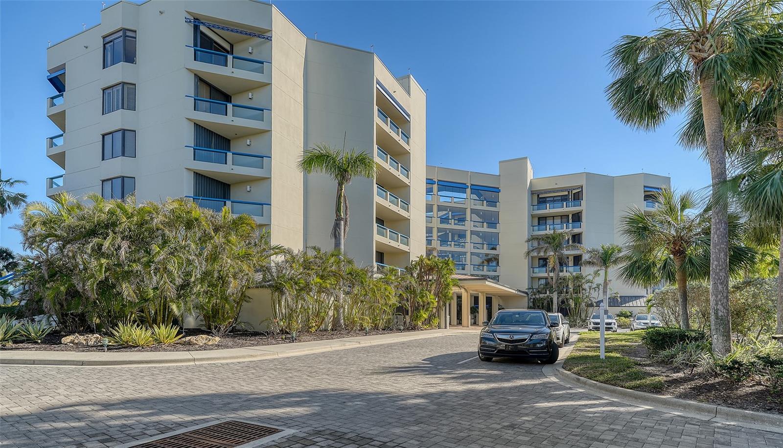 2110 HARBOURSIDE DRIVE 522