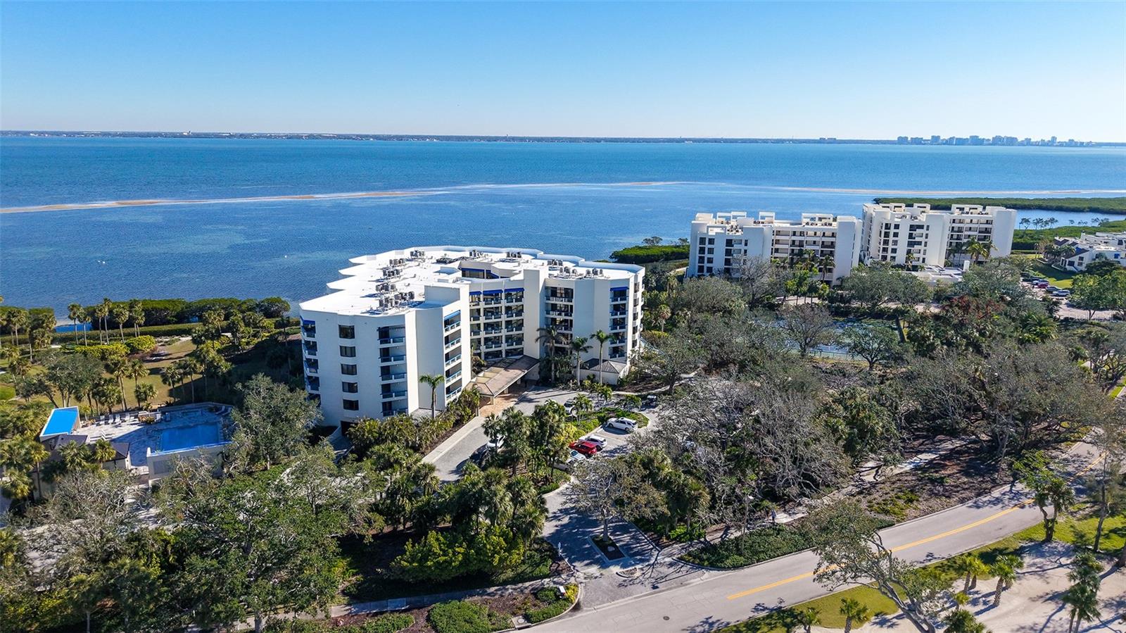 2110 HARBOURSIDE DRIVE 522