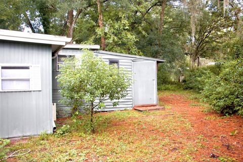 A home in MOUNT DORA