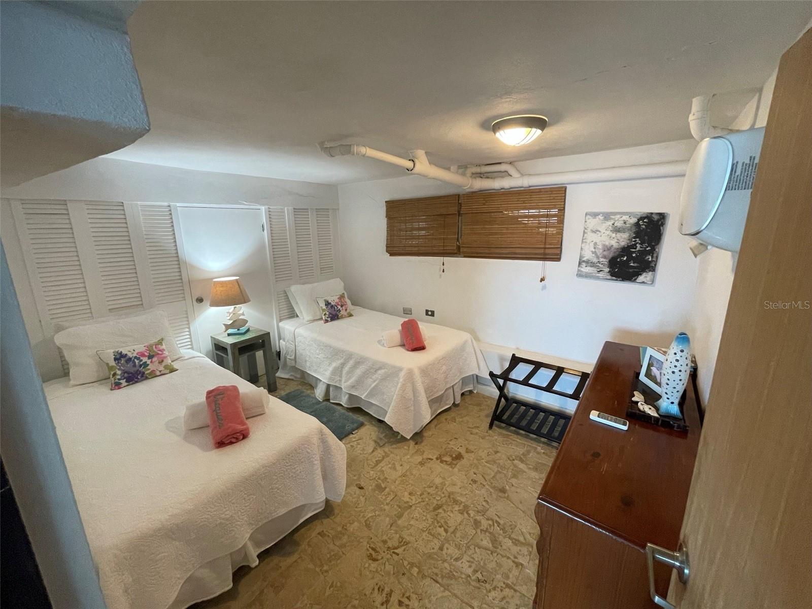 BRAVOS DE BOSTON - Residential