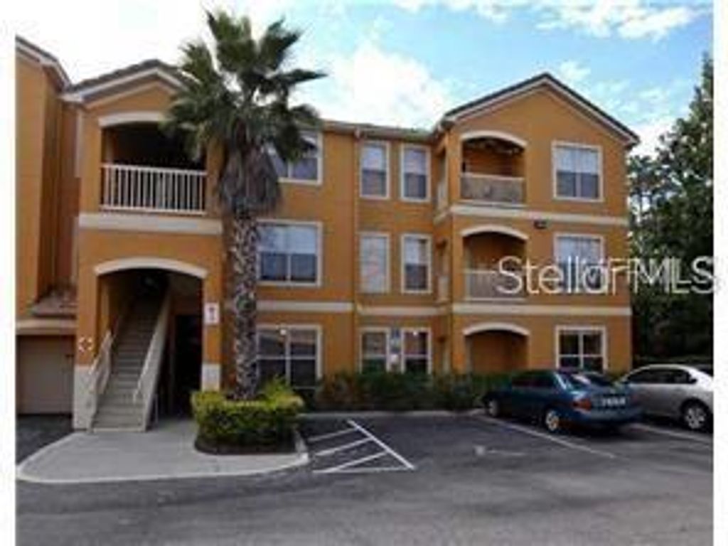 Photo of 8842 Villa View Circle #3, Orlando, FL 32821 (MLS # O6378402)