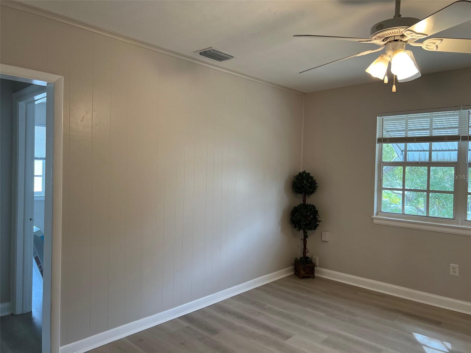 DAVIS ISLANDS PB10 PG52 TO 57 - Residential Lease