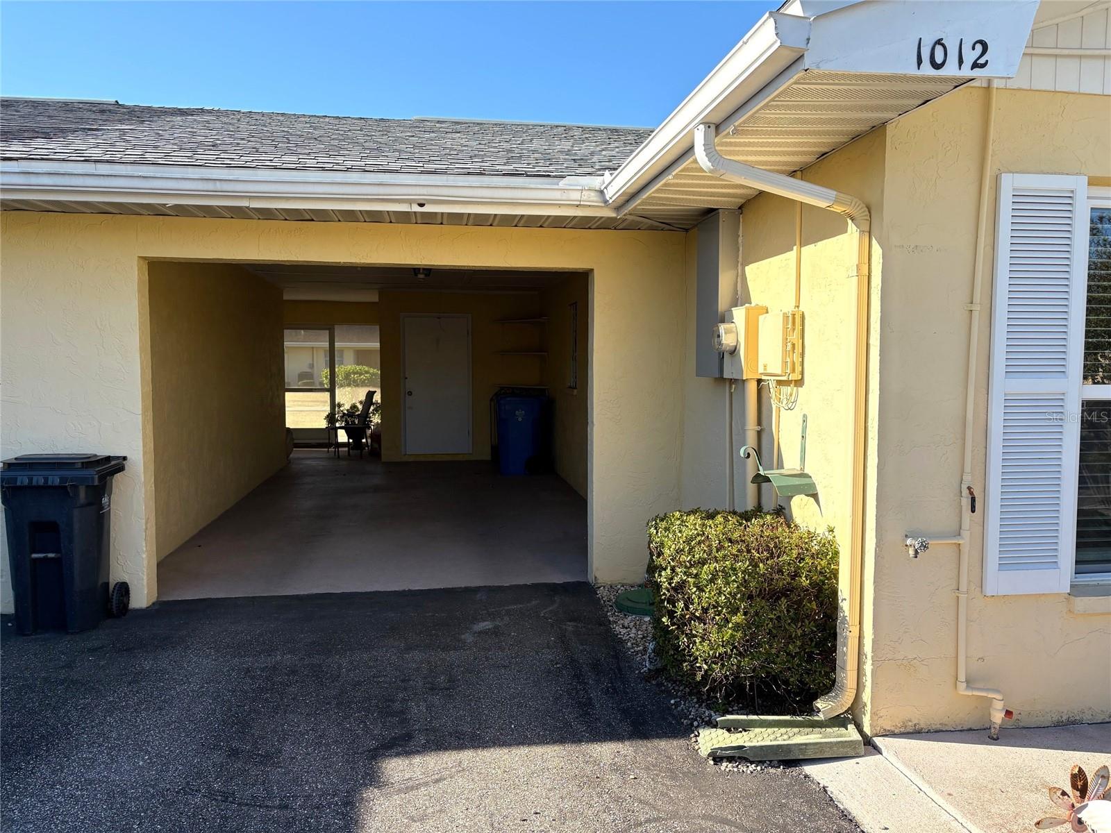 1012 BURBANK COURT