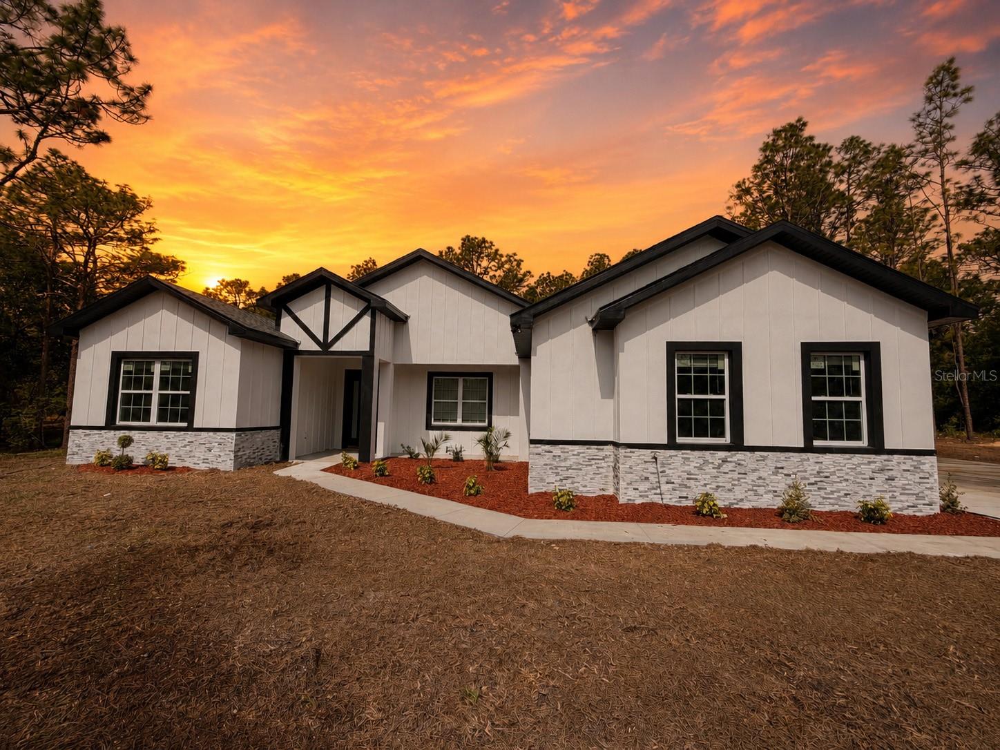 ROLLING HILLS UN 05 - Residential