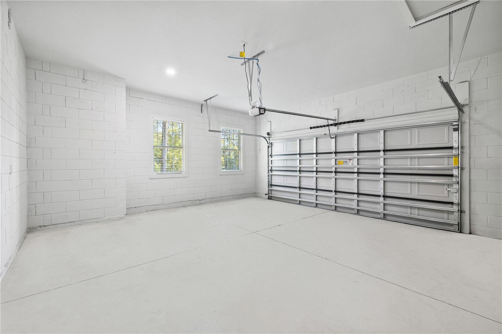 ROLLING HILLS UN 05 - Residential