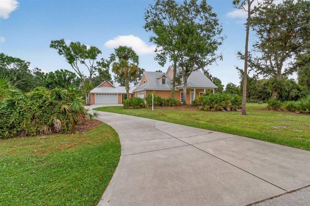 Photo of 625 137th Street NE, Bradenton, FL 34212 (MLS # A4668219)