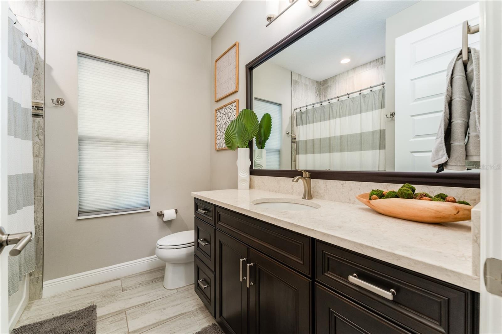 B & D HAWKSTONE PH 1 - Residential