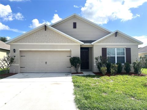 Single Family Residence in WINTER HAVEN FL 131 FALL GLO ROAD.jpg