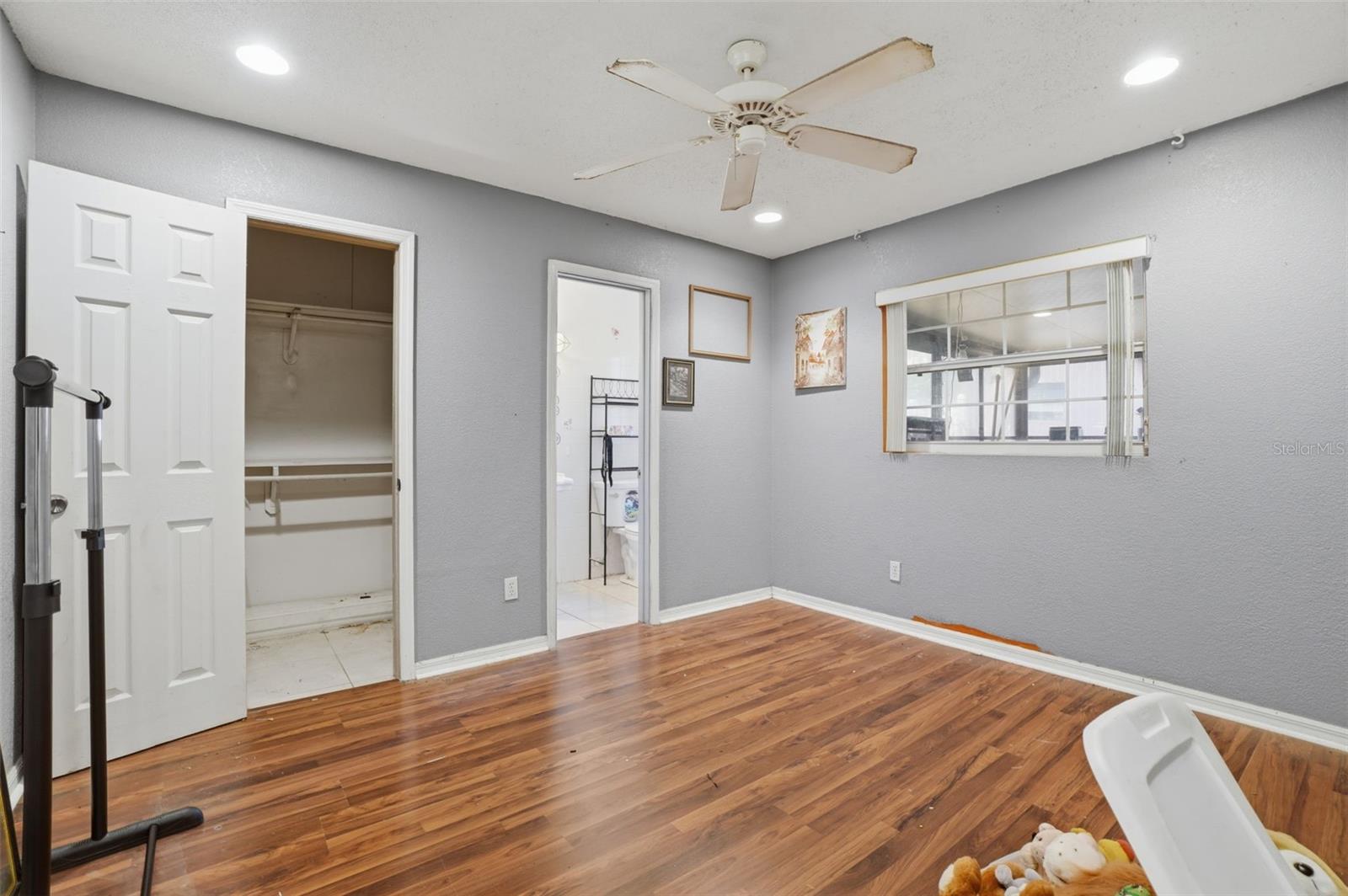 SUN HAVEN FIRST ADD - Residential