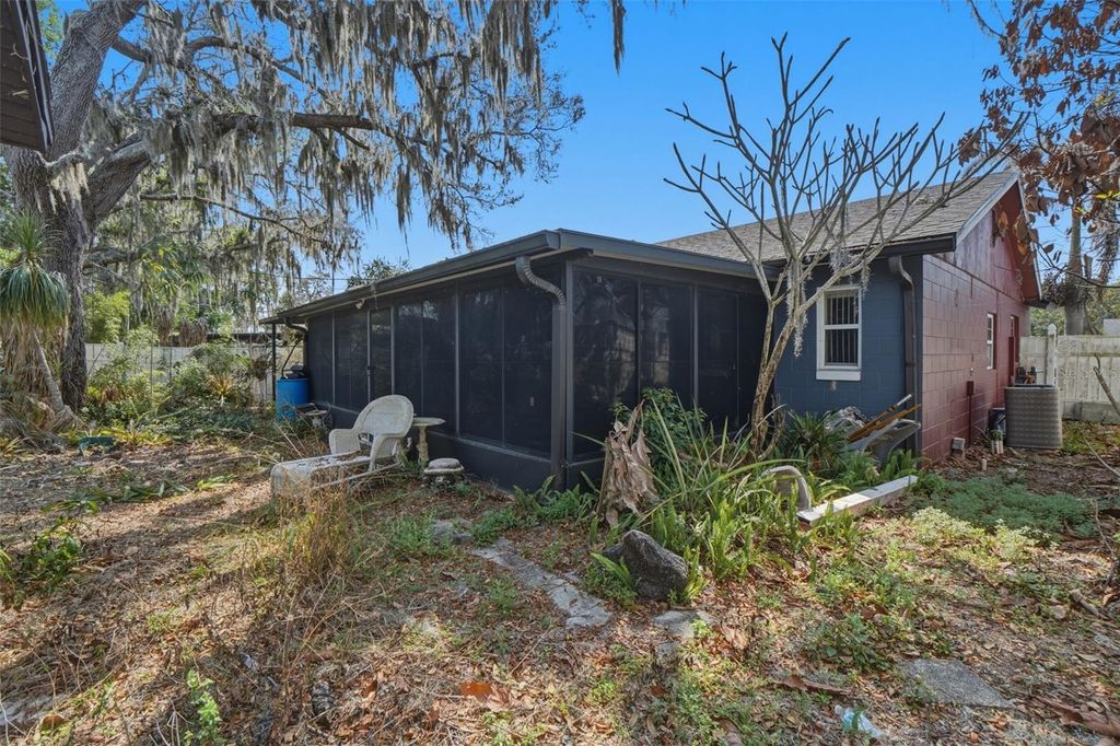 Photo of 8129 Esperanza Street, Orlando, FL 32817 (MLS # O6393536)