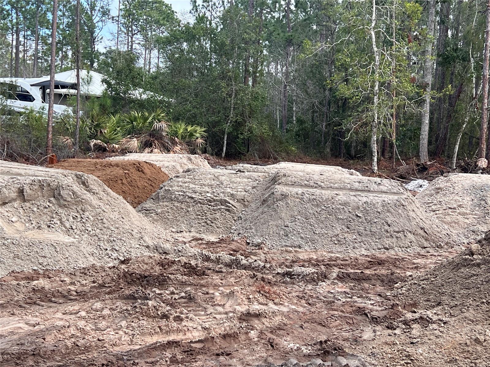 2217 LANCEWOOD STREET