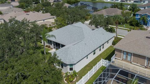 A home in PARRISH