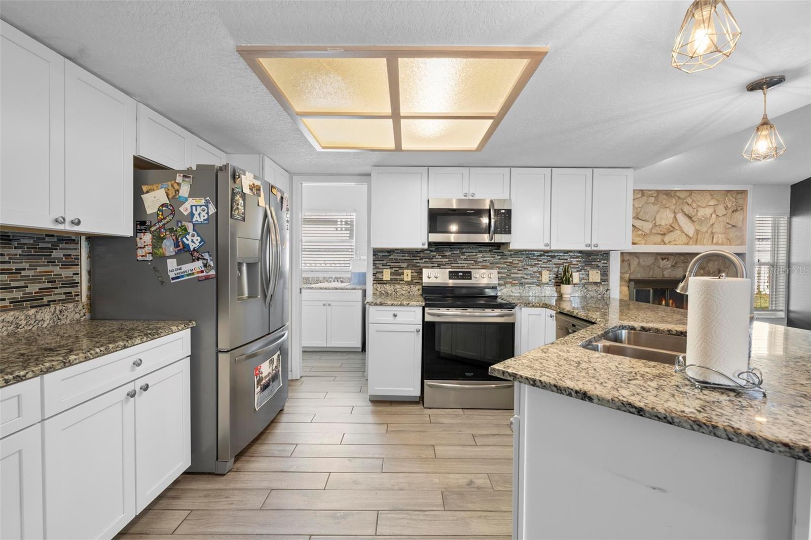 SPRING HILL - Residential