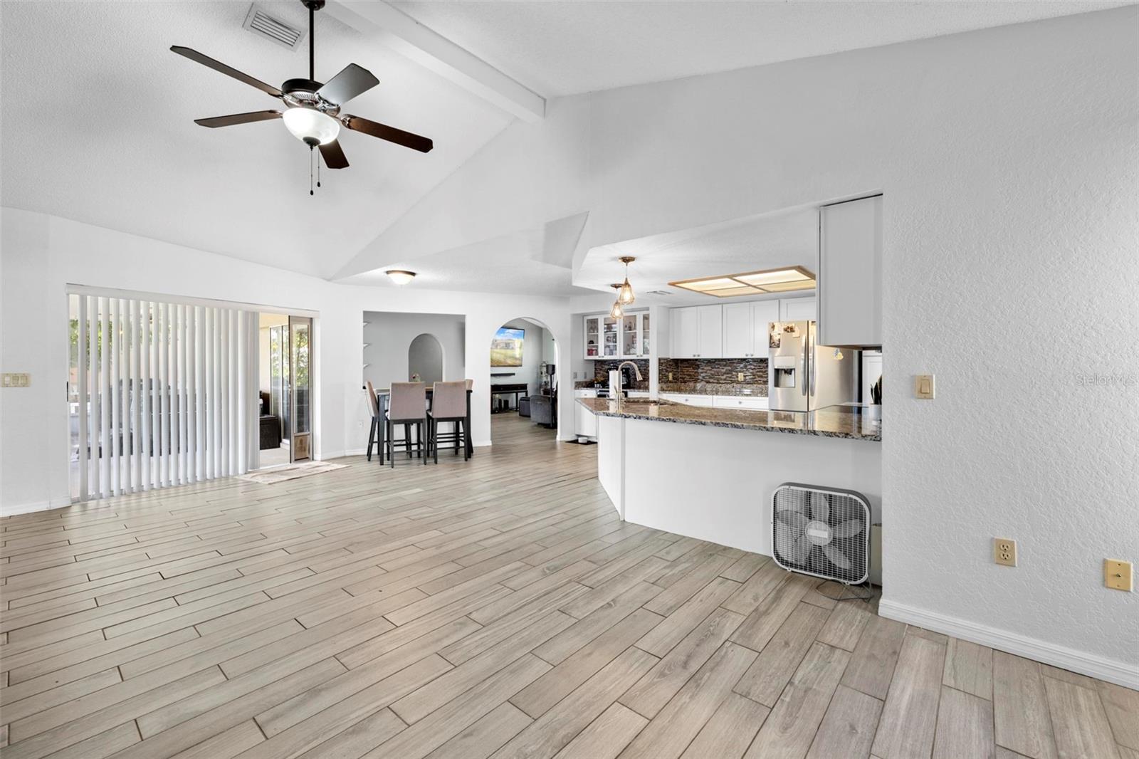 SPRING HILL - Residential