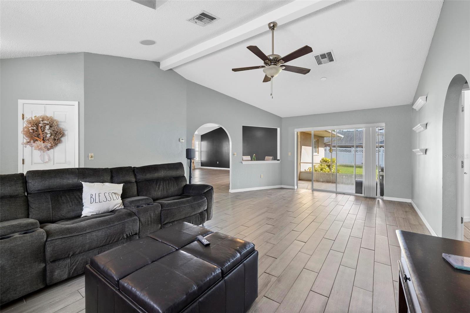 SPRING HILL - Residential