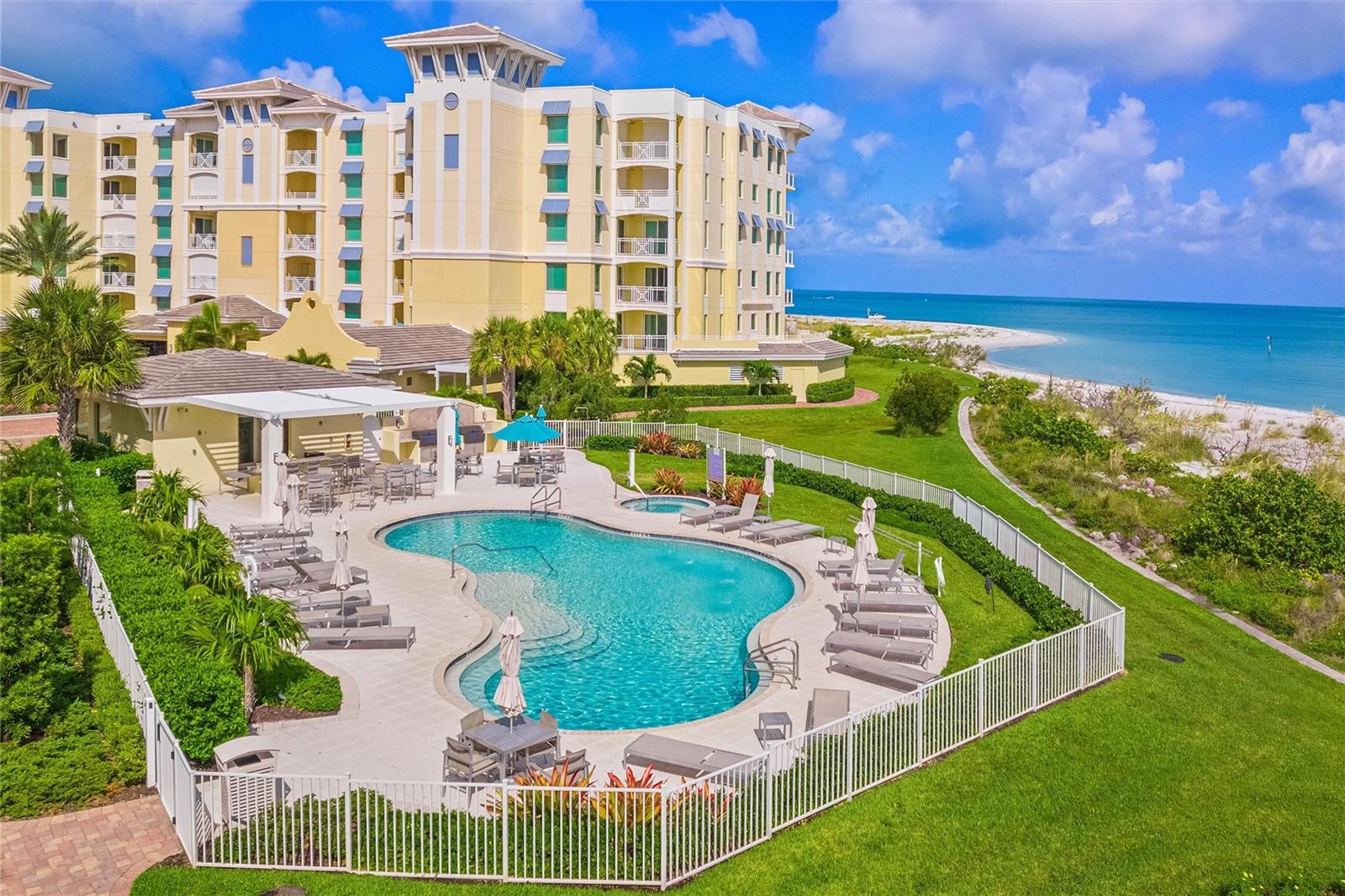 SUNSET POINTE AT COLLANY KEY CONDO - Residential