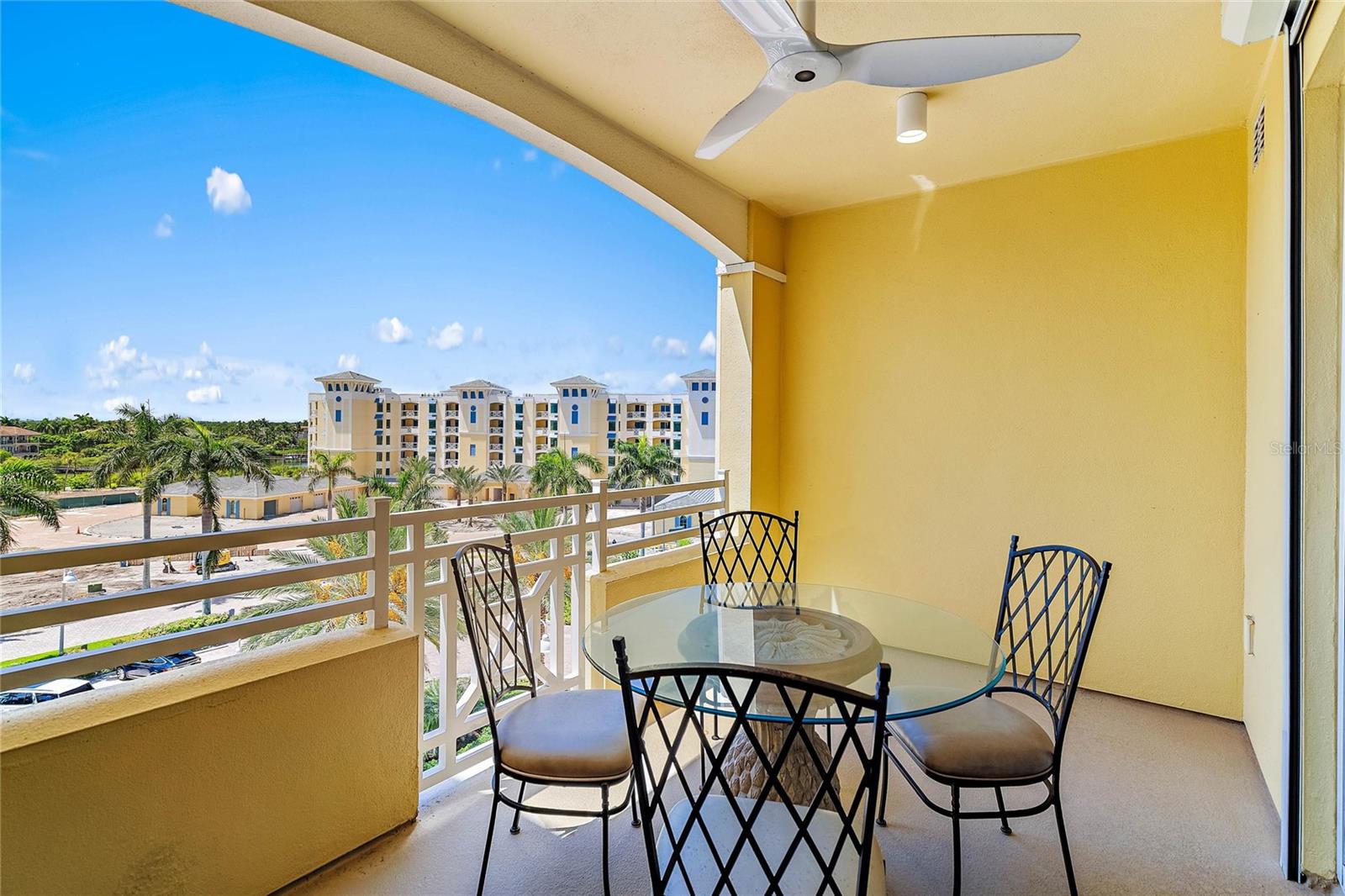 SUNSET POINTE AT COLLANY KEY CONDO - Residential