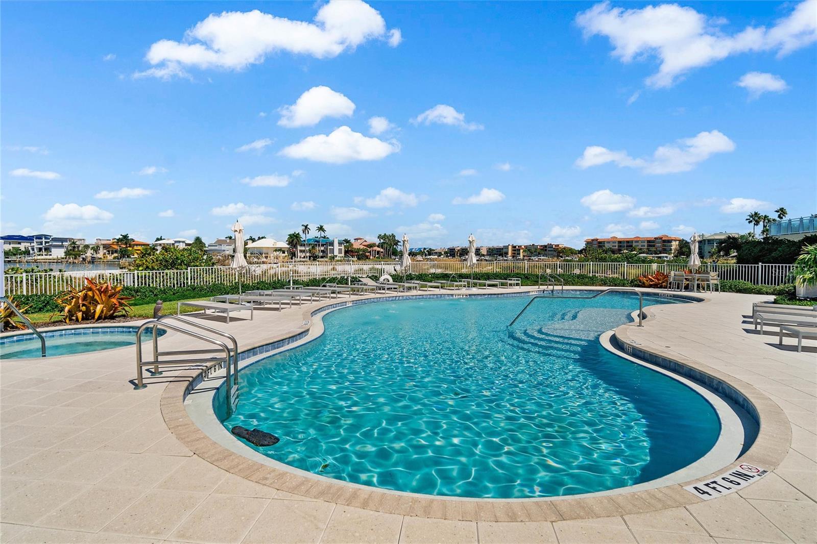 SUNSET POINTE AT COLLANY KEY CONDO - Residential
