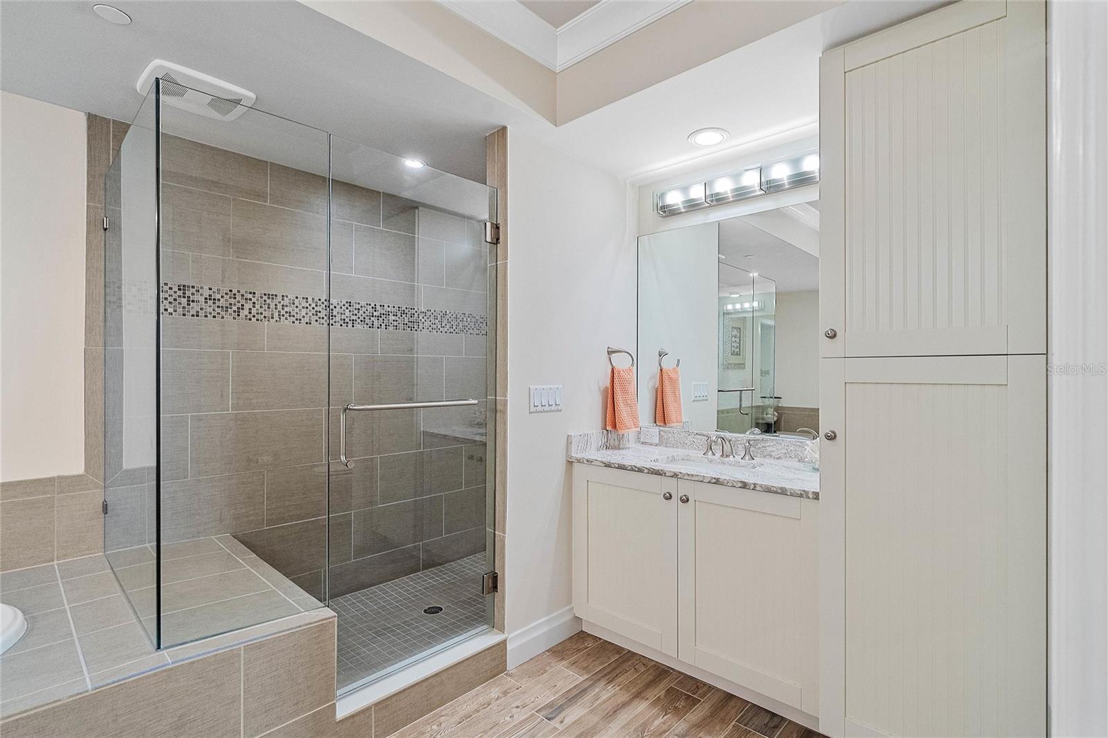 SUNSET POINTE AT COLLANY KEY CONDO - Residential