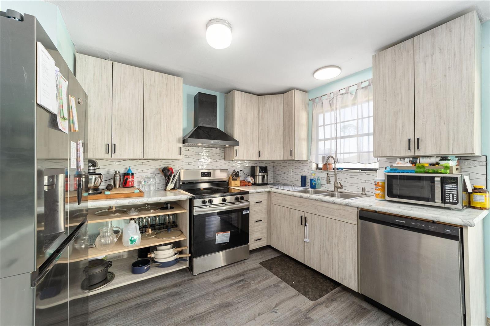 SILVER SPRING SHORES - Residential