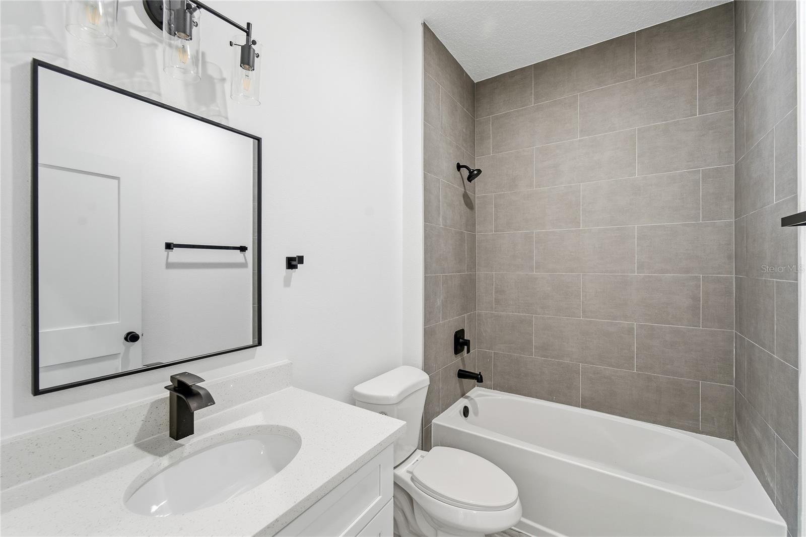 MARION OAKS - Residential