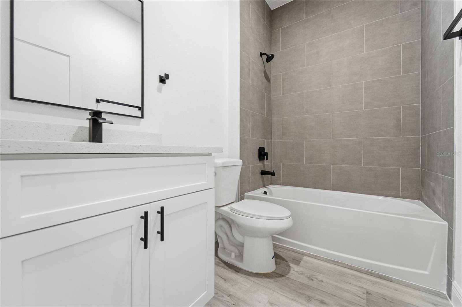 MARION OAKS - Residential