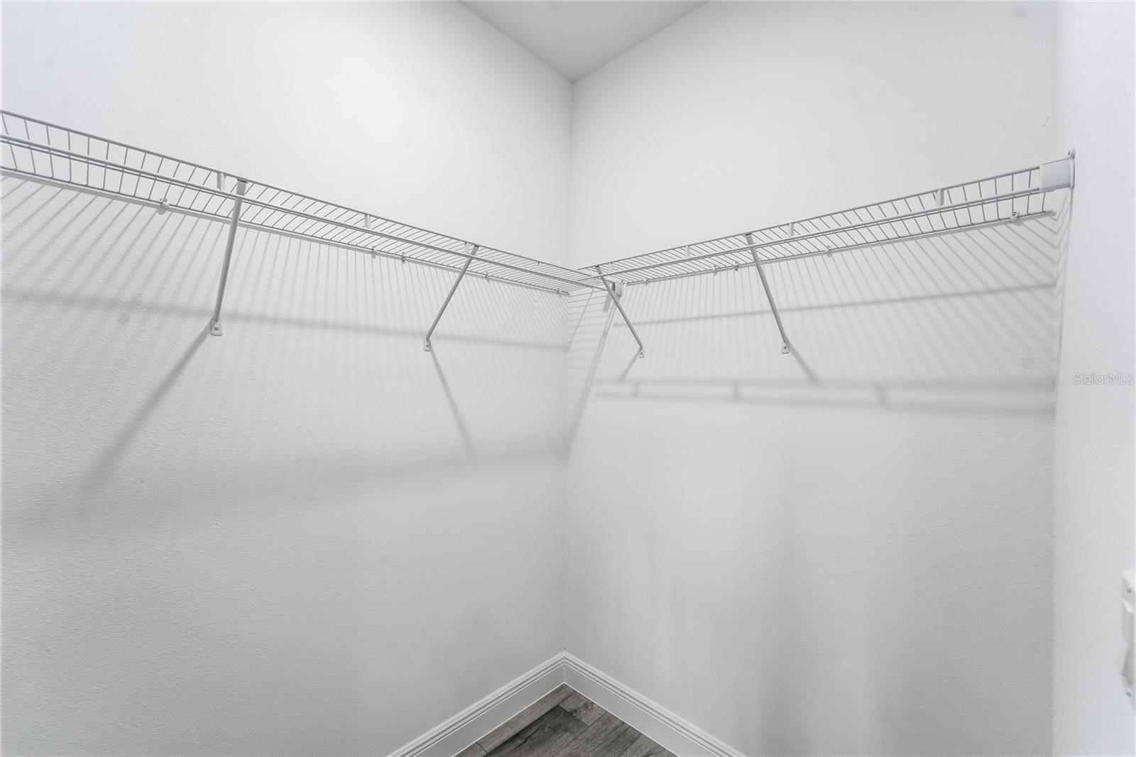 MARION OAKS - Residential