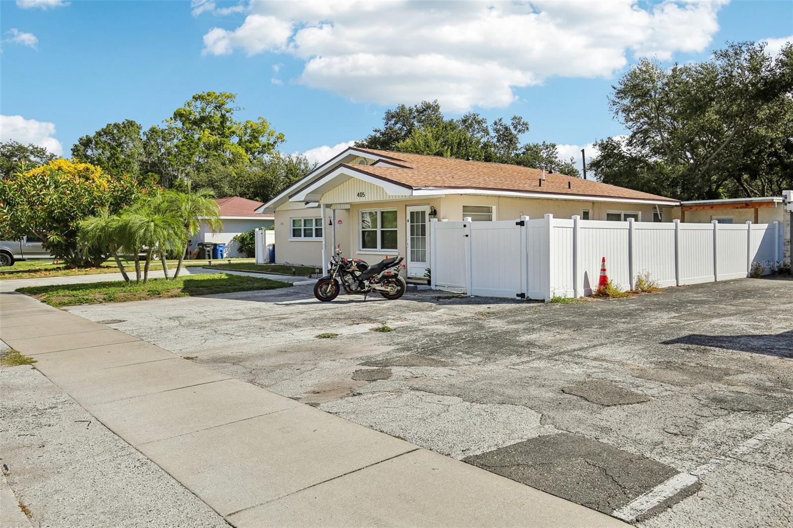 SKYCREST - Residential Income