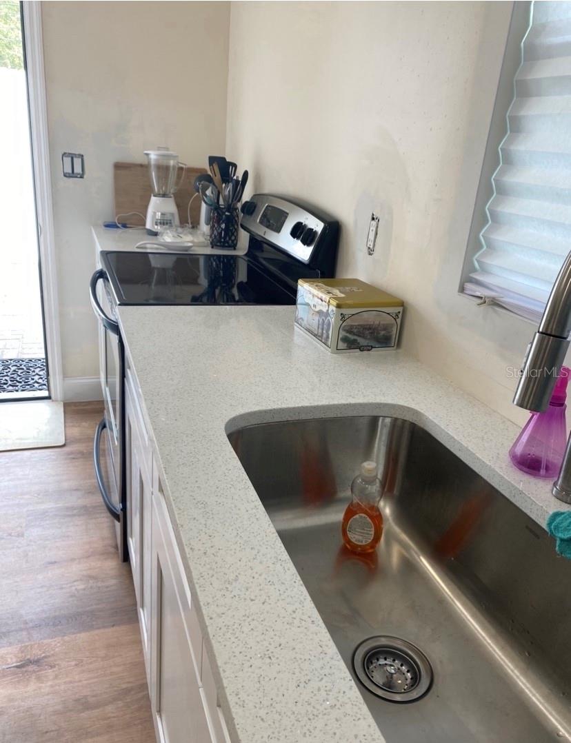 SKYCREST - Residential Income