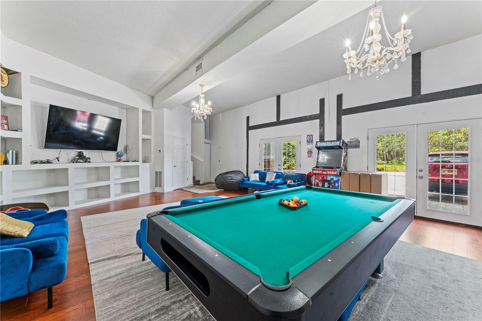 UNPLATTED - Residential