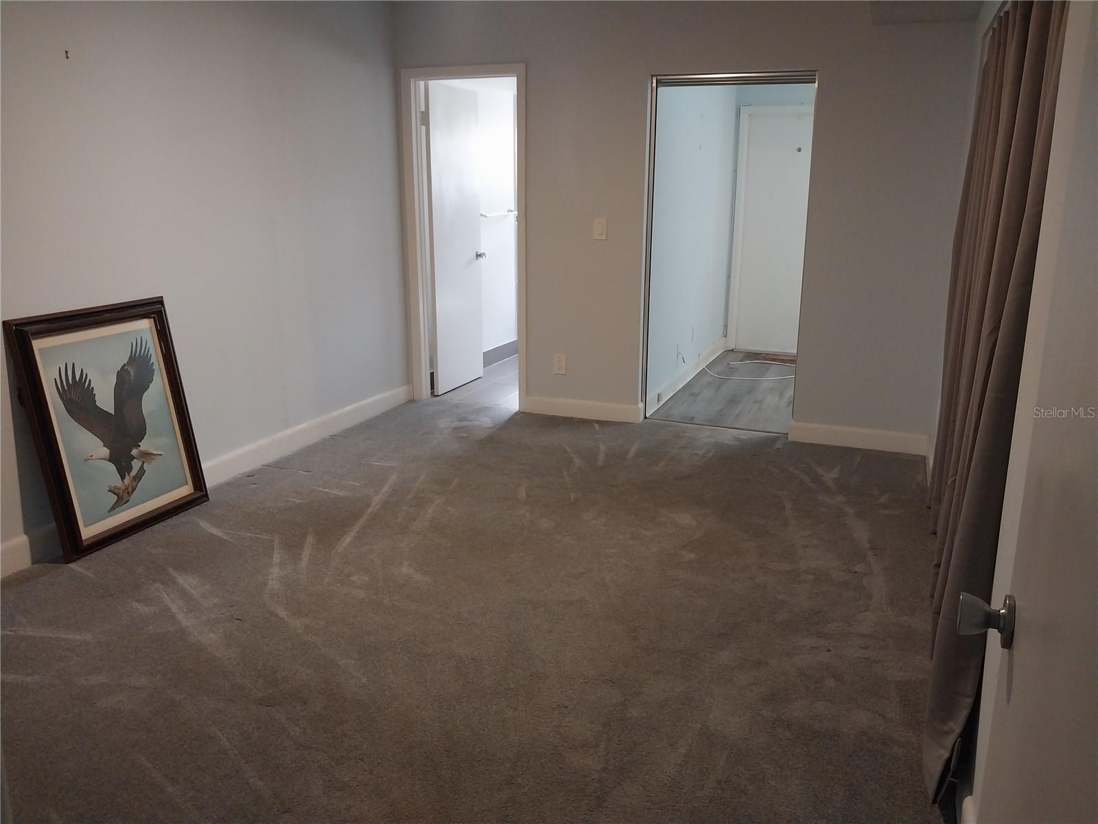 PARKWOOD CONDO - Residential