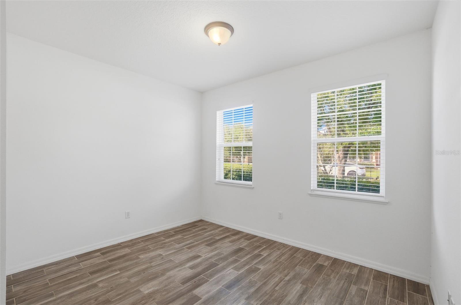 SAWGRASS BAY PH 1B - Residential Lease