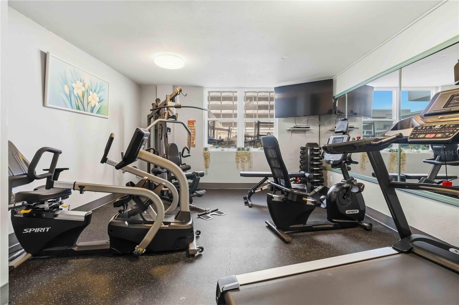 TOWERS - Residential