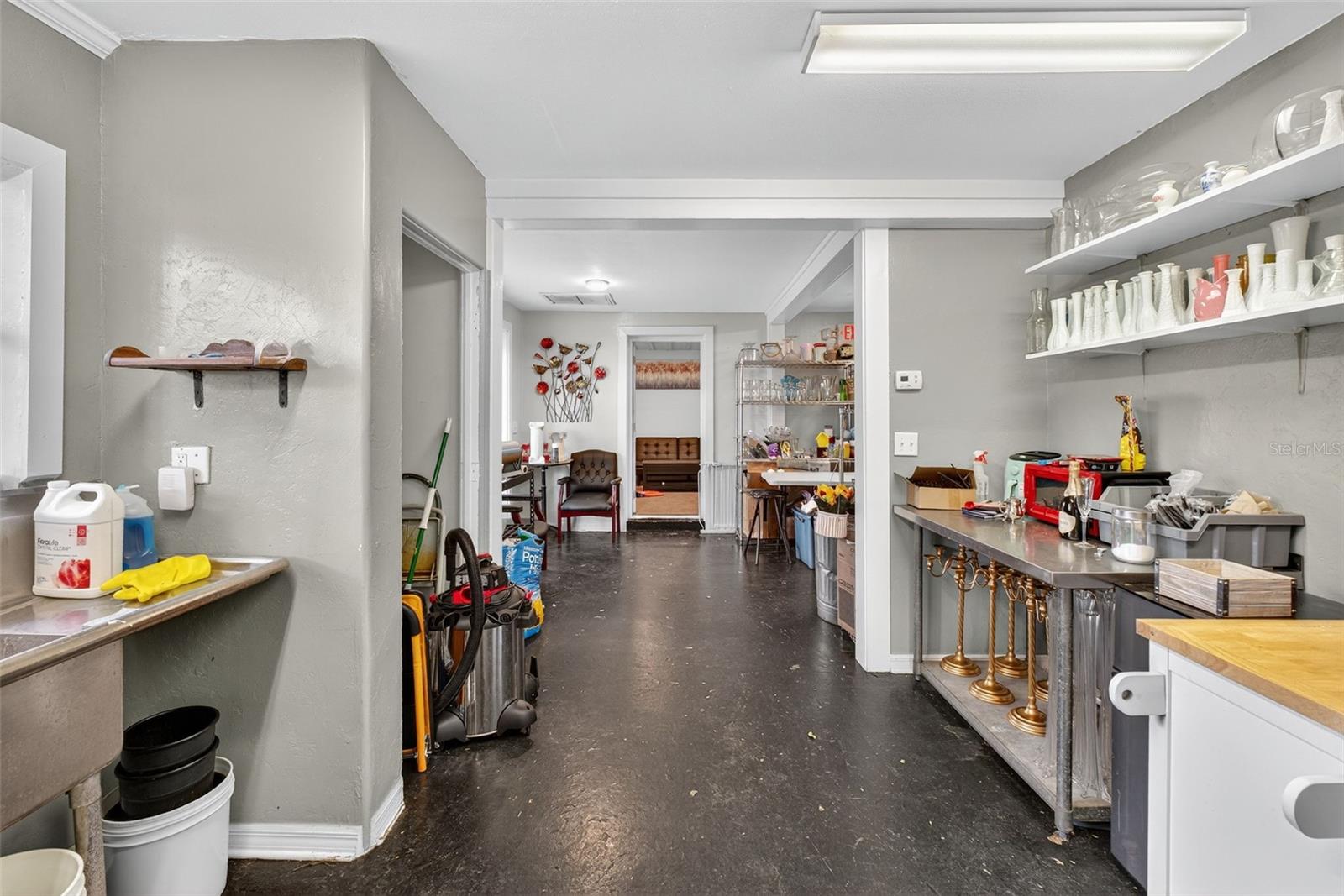 WOODMONT HEIGHTS - Commercial Sale