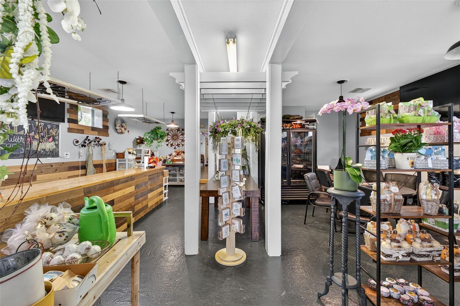 WOODMONT HEIGHTS - Commercial Sale